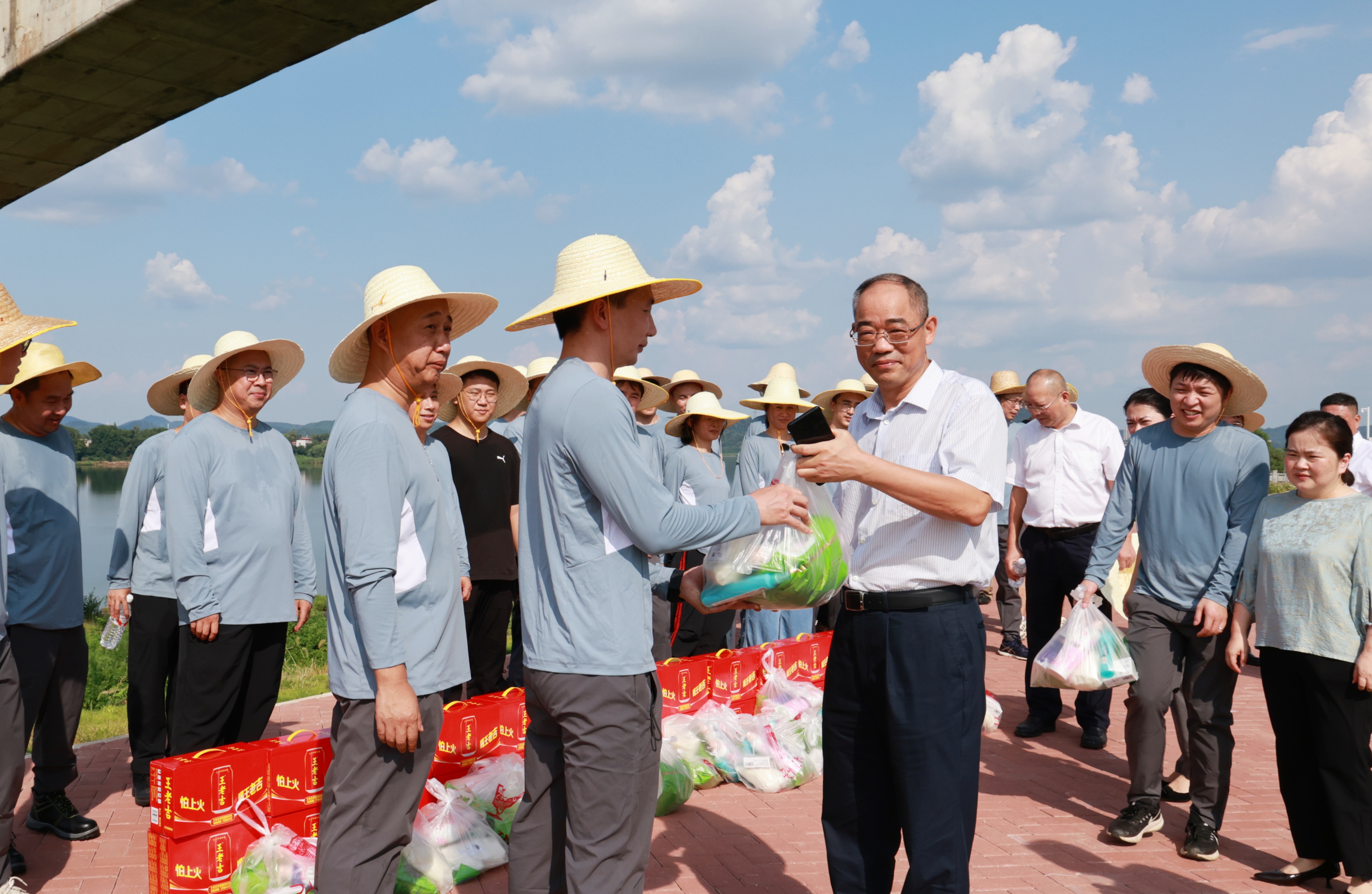 20250805267872.jpg 08bad521b432c1a8a21bf9633066813.jpg